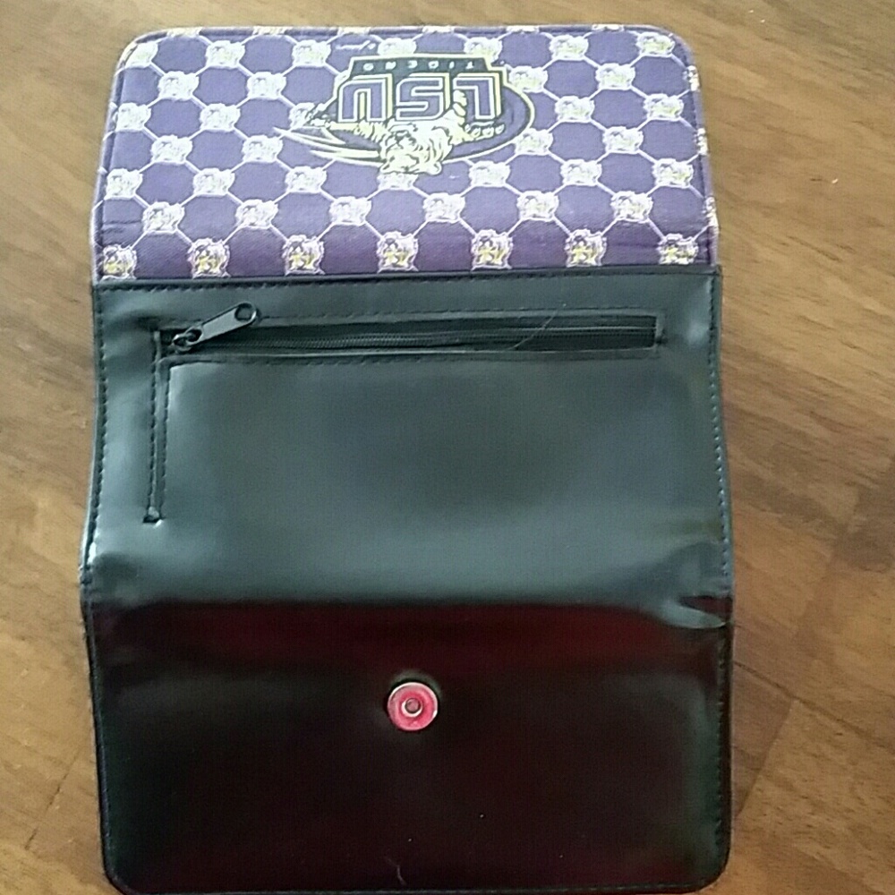 LSU Wallet - Picture 2 of 3